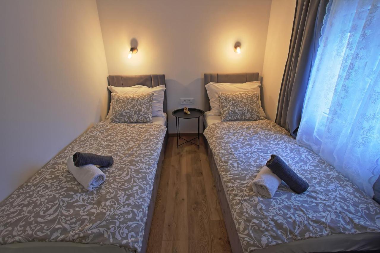 Holiday Home Bulog Sinac Eksteriør bilde