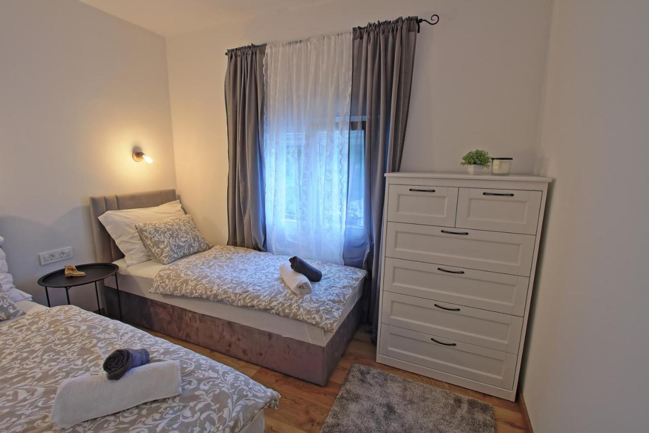 Holiday Home Bulog Sinac Eksteriør bilde