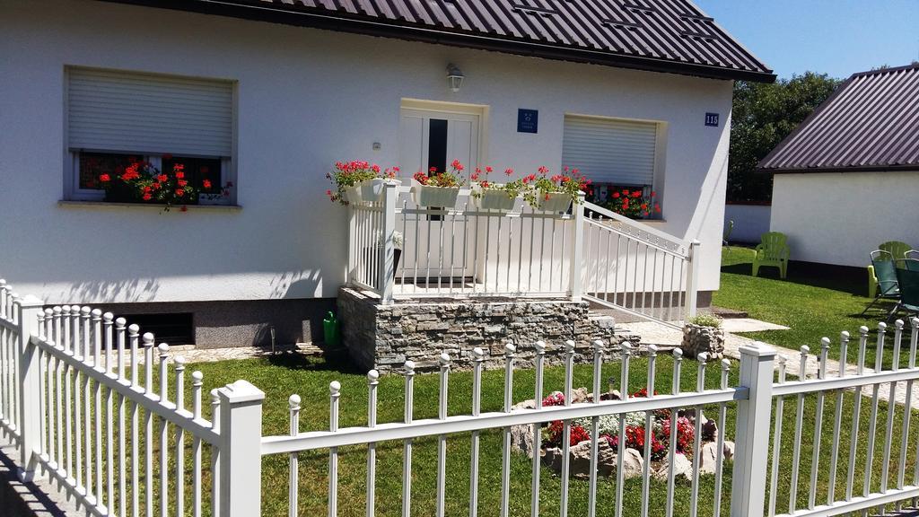 Holiday Home Bulog Sinac Eksteriør bilde