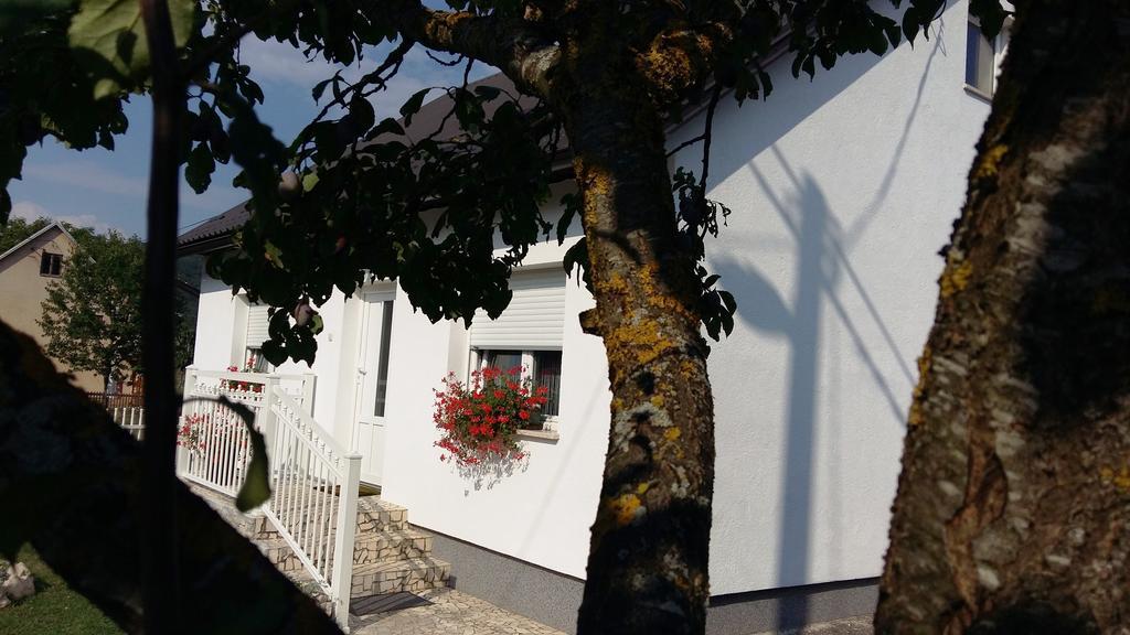 Holiday Home Bulog Sinac Eksteriør bilde
