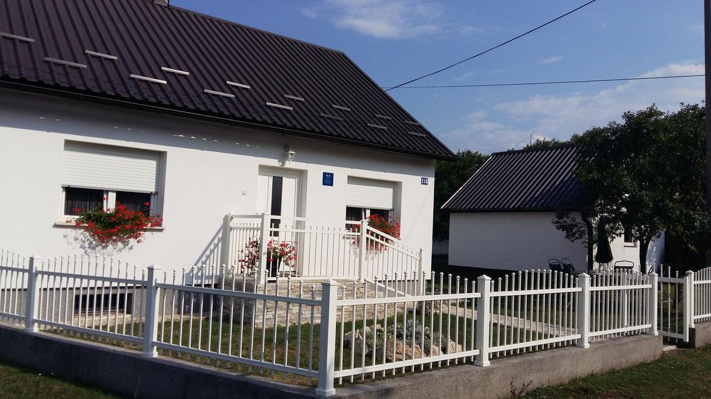 Holiday Home Bulog Sinac Eksteriør bilde